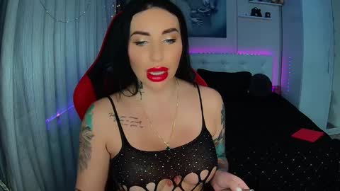 Ur goddess Nikki online show from 01.10.25