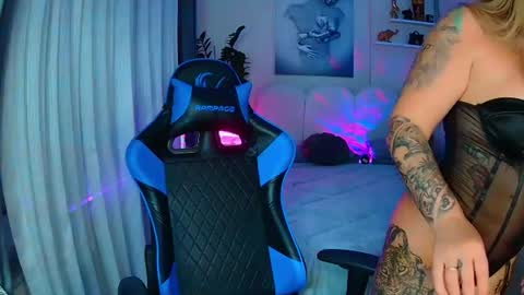Snapshot of cokeyspeed69 chatting on 07.18.26 Ur goddess Nikki online show from 07.18.26