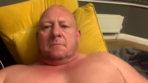 col4nows online show from 11.12.25