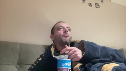 colambus83 online show from 04.18.26