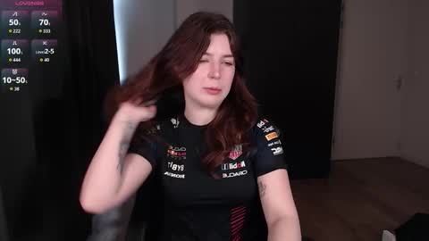 Snapshot of colaux chatting on 02.05.26 Denise online show from 02.05.26