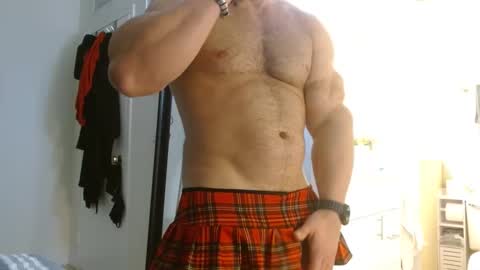 Snapshot of colbymoney chatting on 09.26.25 Colby big dick money online show from 09.26.25