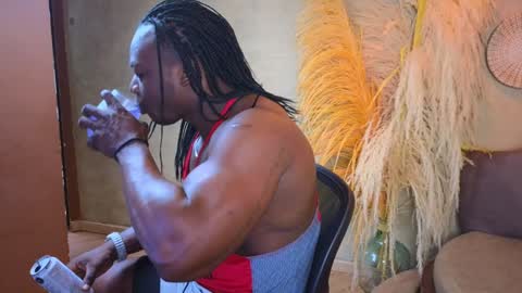 Snapshot of colethunder chatting on 01.02.25 ColeThunder online show from 01.02.25