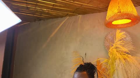 Snapshot of colethunder chatting on 01.05.25 ColeThunder online show from 01.05.25