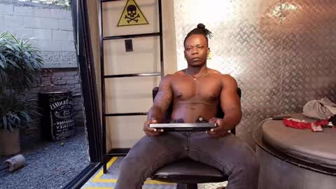 Snapshot of colethunder chatting on 01.23.25 ColeThunder online show from 01.23.25