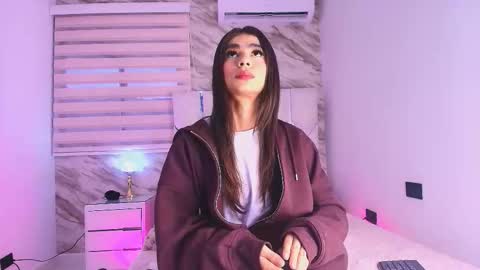 colett online show from 11.11.25