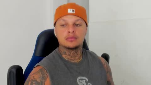 Snapshot of colin_prince2 chatting on 02.11.25 COLIN online show from 02.11.25