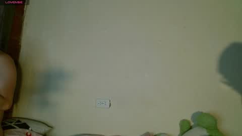 Snapshot of colin_valentina1 chatting on 12.23.24 colin_valentina1 online show from 12.23.24