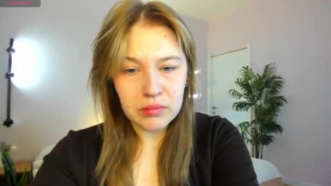 Collen Mon Tue Wed Thu Fri GMT 3 0300am - 0900am  online show from 02.15.26