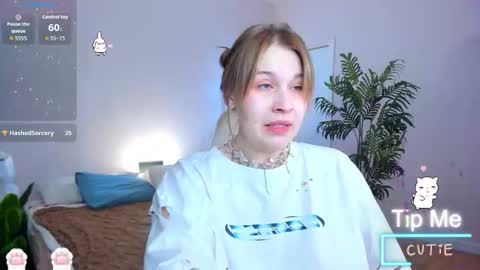 Collen Mon Tue Wed Thu Fri GMT 3 0300am - 0900am  online show from 02.23.26