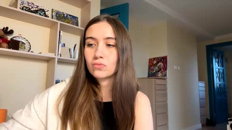 Nicole online show from 10.02.25