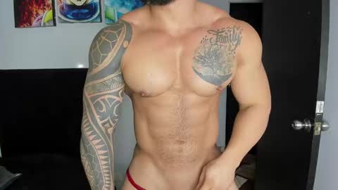 college_muscle_ass online show from 01.08.25