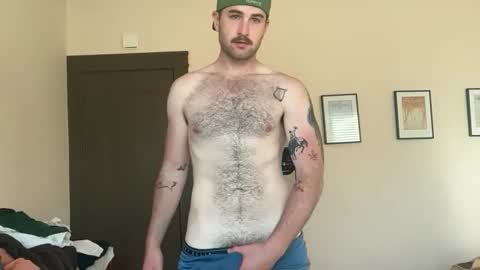 Snapshot of collegeboy417 chatting on 10.20.25 collegeboy417 online show from 10.20.25