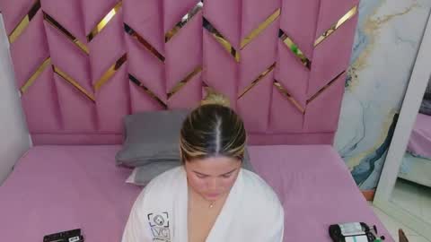  MEGAN  online show from 04.10.26