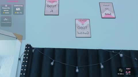 Snapshot of colombia_mommy_ chatting on 09.30.25 GRETCHEN online show from 09.30.25