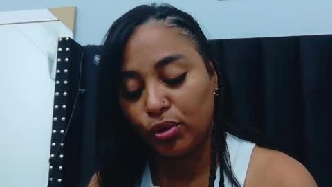 Snapshot of colombia_mommy_ chatting on 10.27.25 GRETCHEN online show from 10.27.25