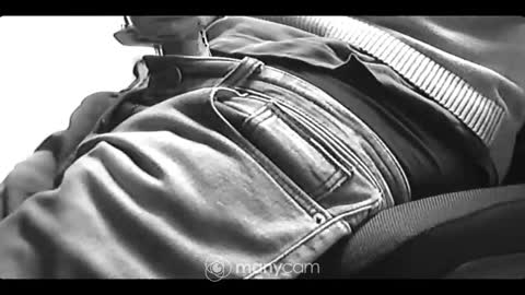 Snapshot of colonel18 chatting on 12.19.24 Mike online show from 12.19.24