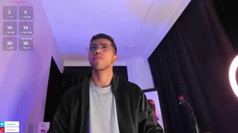 Snapshot of colstorw_ chatting on 09.09.25 colstorw_ online show from 09.09.25