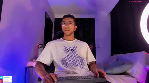 Snapshot of colstorw_ chatting on 09.11.25 colstorw_ online show from 09.11.25