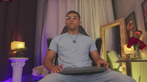 colstorw_ online show from 04.08.26