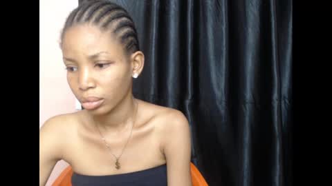 Snapshot of coltish_sexy chatting on 01.19.25 coltish_sexy online show from 01.19.25