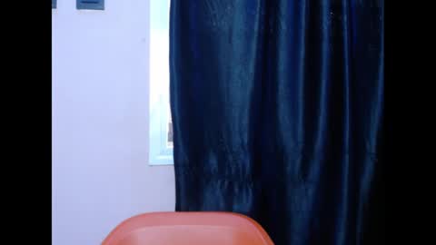 Snapshot of coltish_sexy chatting on 02.20.25 coltish_sexy online show from 02.20.25
