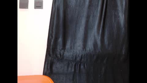 Snapshot of coltish_sexy chatting on 02.25.25 coltish_sexy online show from 02.25.25