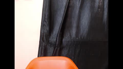 Snapshot of coltish_sexy chatting on 02.25.25 coltish_sexy online show from 02.25.25