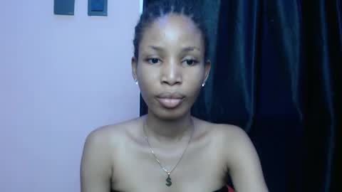 Snapshot of coltish_sexy chatting on 03.04.25 coltish_sexy online show from 03.04.25