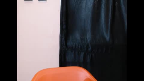 Snapshot of coltish_sexy chatting on 03.07.25 coltish_sexy online show from 03.07.25