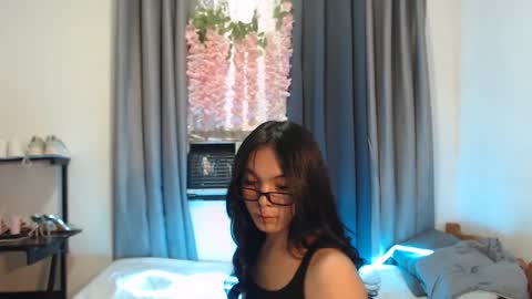 come_wet_me online show from 03.12.25