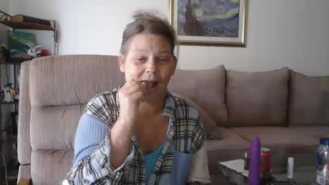 Snapshot of comebackpussy chatting on 12.09.24 comeback pussy online show from 12.09.24