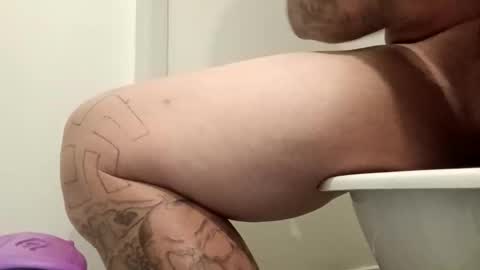 comegetme19 online show from 10.18.25