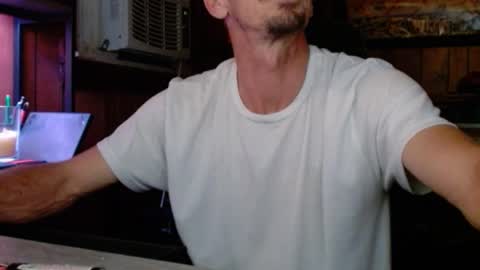 Nelson or ComicKing and sometime Peachy143 online show from 09.18.25