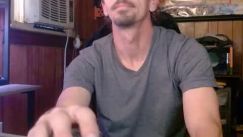 Nelson or ComicKing and sometime Peachy143 online show from 02.20.26