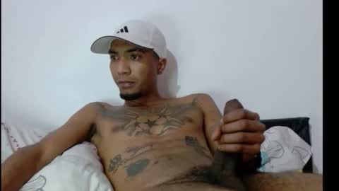 Snapshot of comoseria1927realg4life chatting on 12.14.25 comoseria1927realg4life online show from 12.14.25