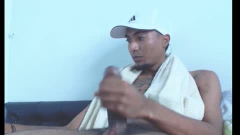 Snapshot of comoseria1927realg4life chatting on 12.17.25 comoseria1927realg4life online show from 12.17.25