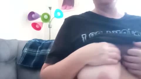 Snapshot of conchettap chatting on 11.07.25 conchettap online show from 11.07.25