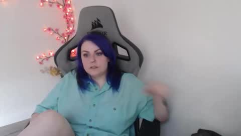 Snapshot of confused_armadillo chatting on 06.09.26 mother of the gays online show from 06.09.26