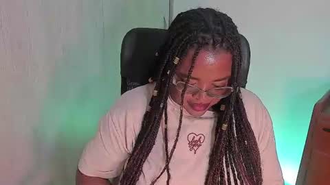 Snapshot of conielaurenth chatting on 07.15.26 conielaurenth online show from 07.15.26