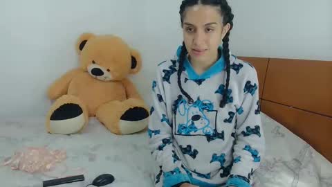 Connie online show from 04.01.26