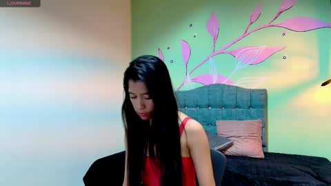 C O N N I E online show from 01.17.25