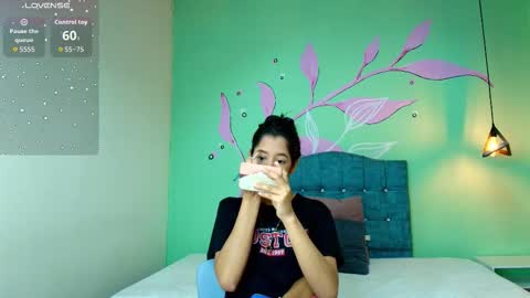 C O N N I E online show from 10.17.25