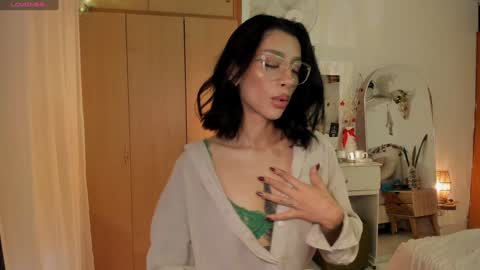 connie    online show from 12.29.24