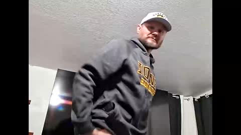 connlee10929154 online show from 02.15.26