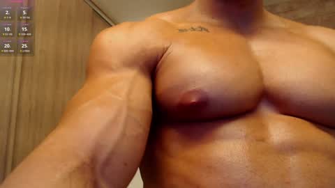 Snapshot of connor_h1 chatting on 02.06.25 connor_h1 online show from 02.06.25