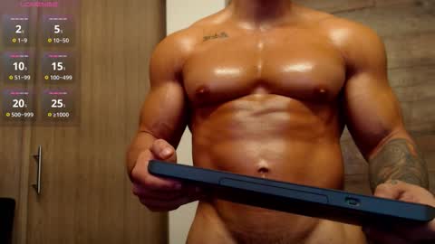 Snapshot of connor_h1 chatting on 10.10.25 connor_h1 online show from 10.10.25