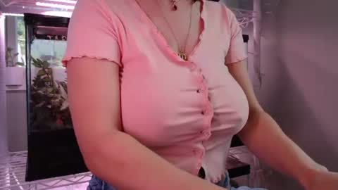 ANR Mommy online show from 10.12.25