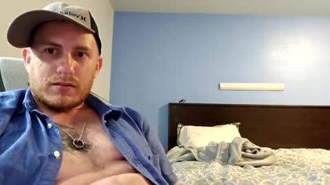 Snapshot of conversationalistx chatting on 10.03.25 only fans and more online show from 10.03.25