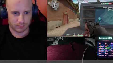 Snapshot of conversationalistx chatting on 10.28.25 only fans and more online show from 10.28.25